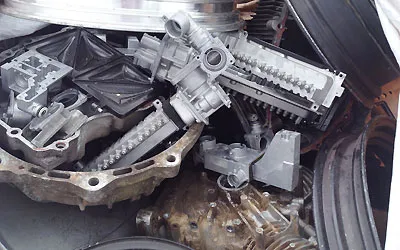 アルミ コロの写真