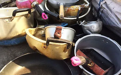 アルミ ガラの写真